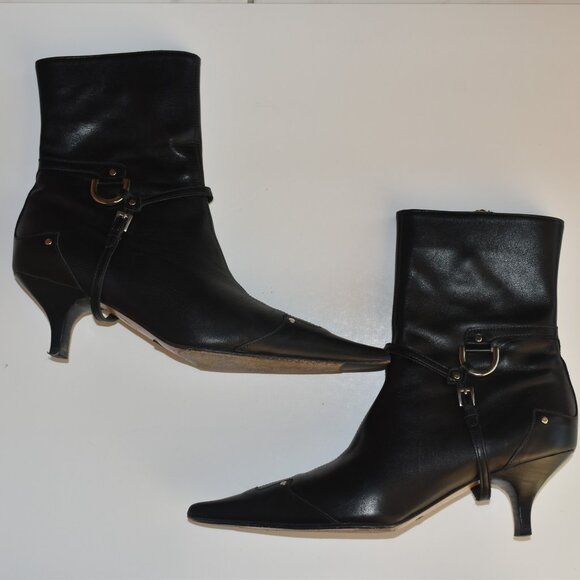 Black Leather pointed toe Ankle Boots with a kitten heel US 6.5 - Picture 3 of 6